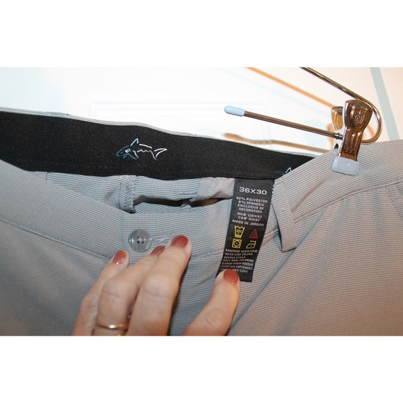 Greg Norman Gray Flat Front Stretch Tech Pants sz 36 x 30 - Picture 3 of 3